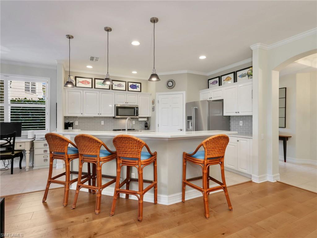 882 Carrick Bend Cir 102 Property Photo 11