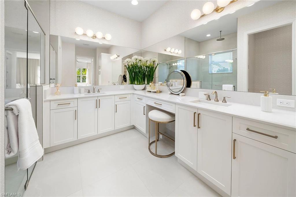 2657 Hyacinth Pl Property Photo 10