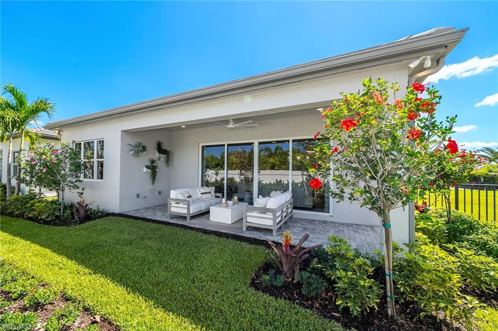 2657 Hyacinth Pl Property Photo 11