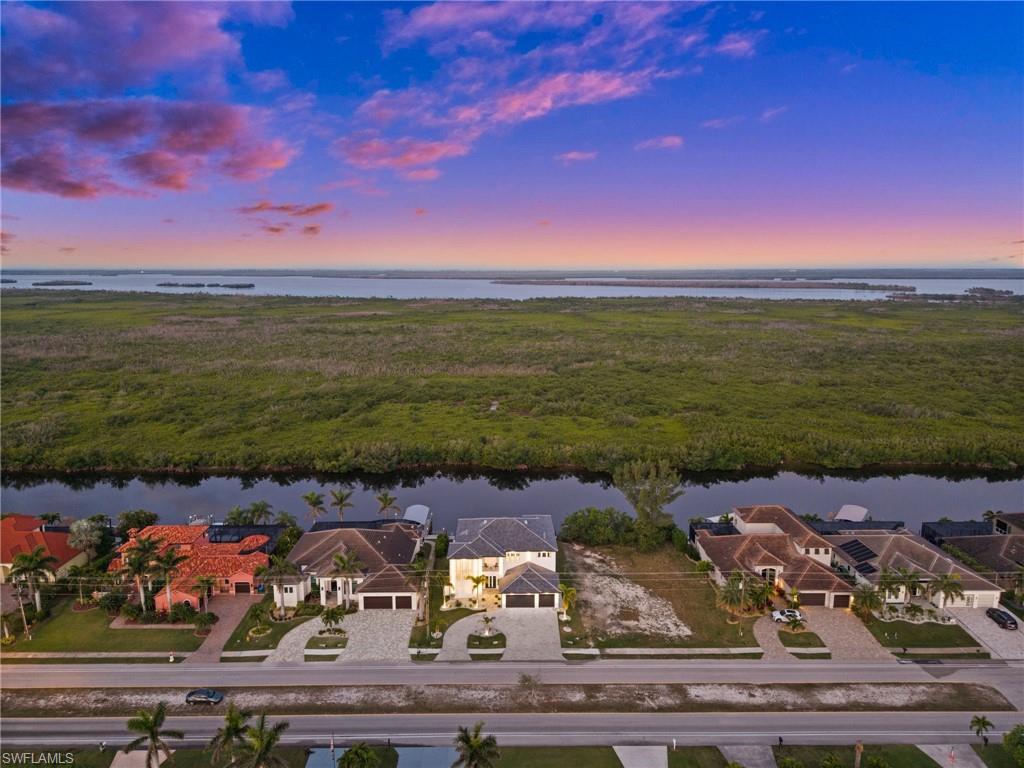 3512 Surfside Blvd Property Photo 5