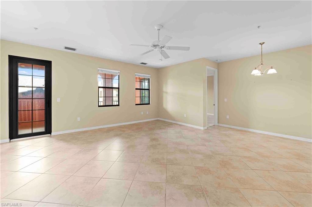 9050 Capistrano St N 4102 Property Photo 8