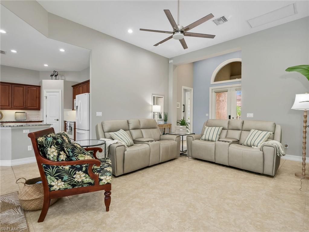6097 Dogleg Dr Property Photo 11