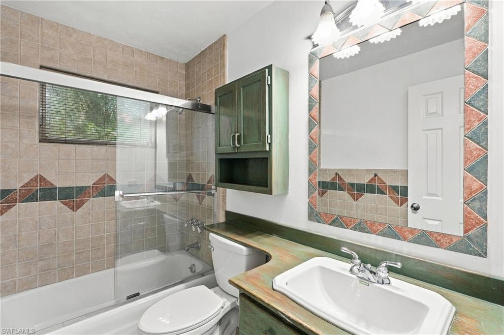 1195 Clam Ct 203 Property Photo 15