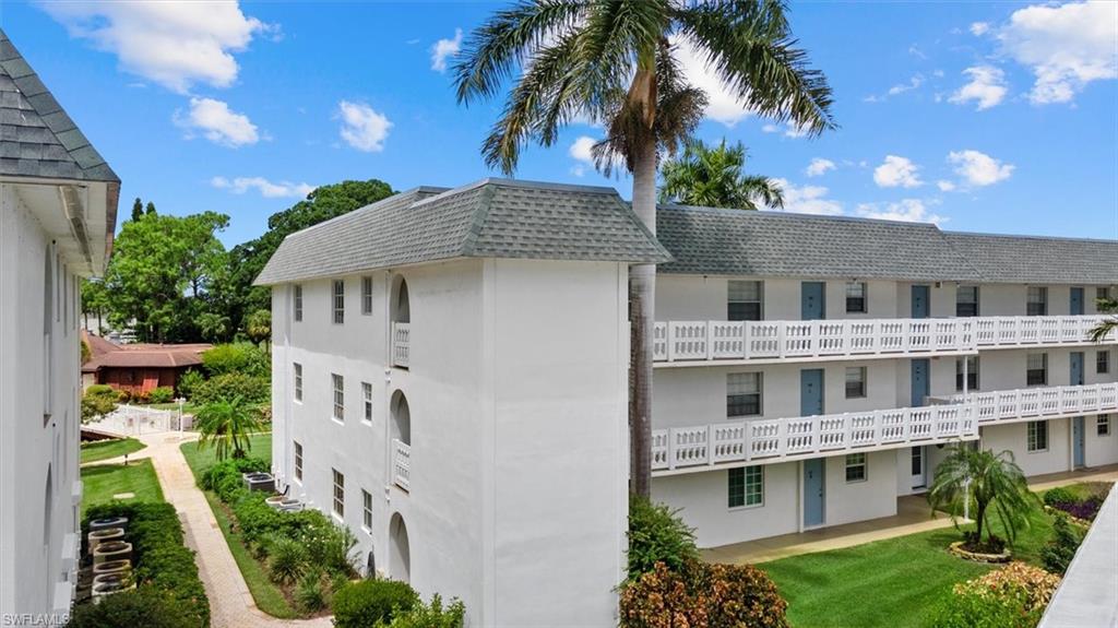 226034439 Property Photo 35