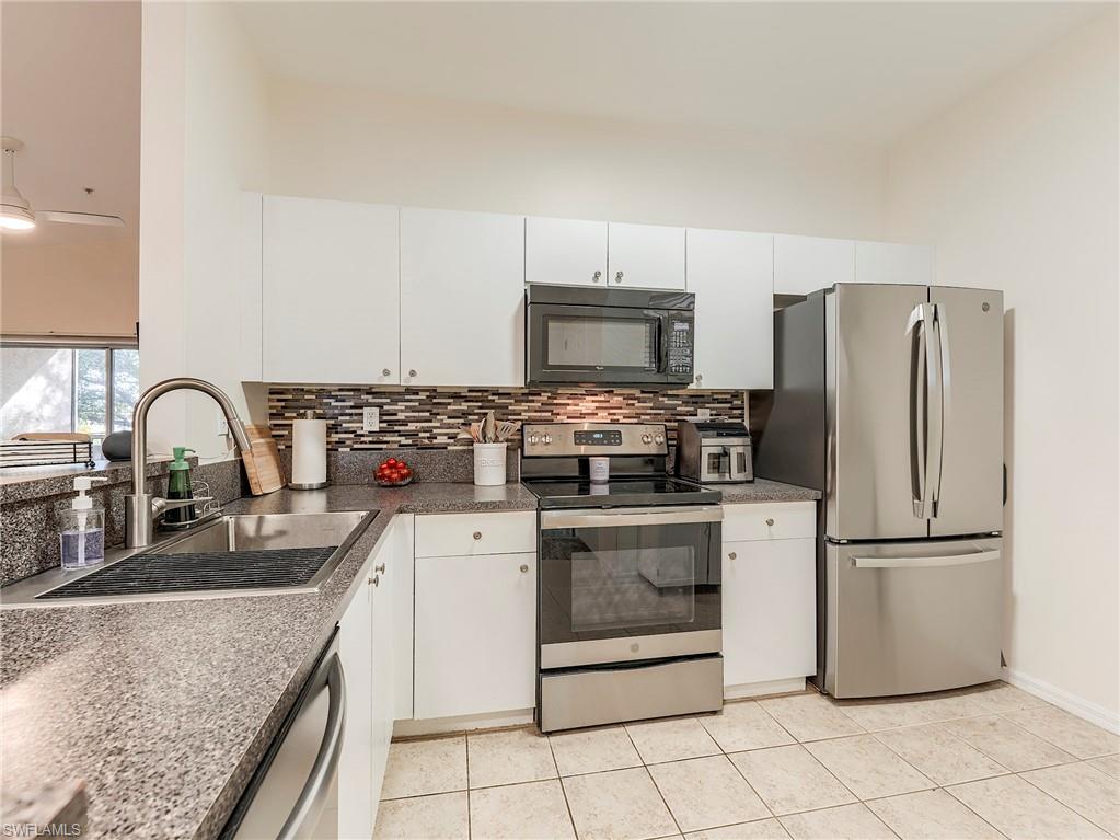 15433 Bellamar Cir 1025 Property Photo 4