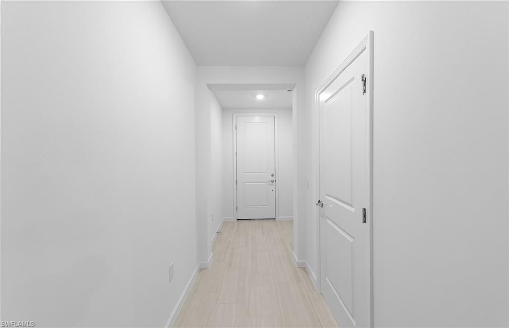 27806 Solis Grande Dr Property Photo 6