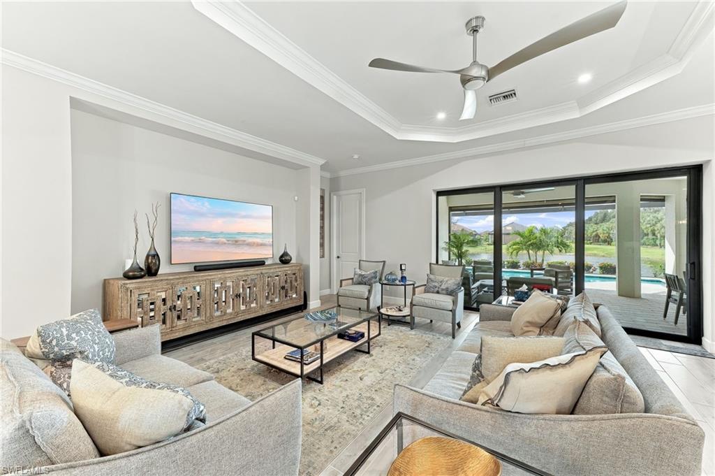 8333 Promoso Ct Property Photo 10