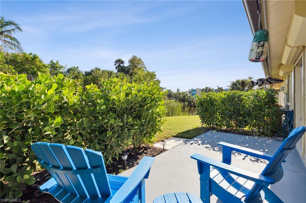 851 Palm View Dr Property Photo 5
