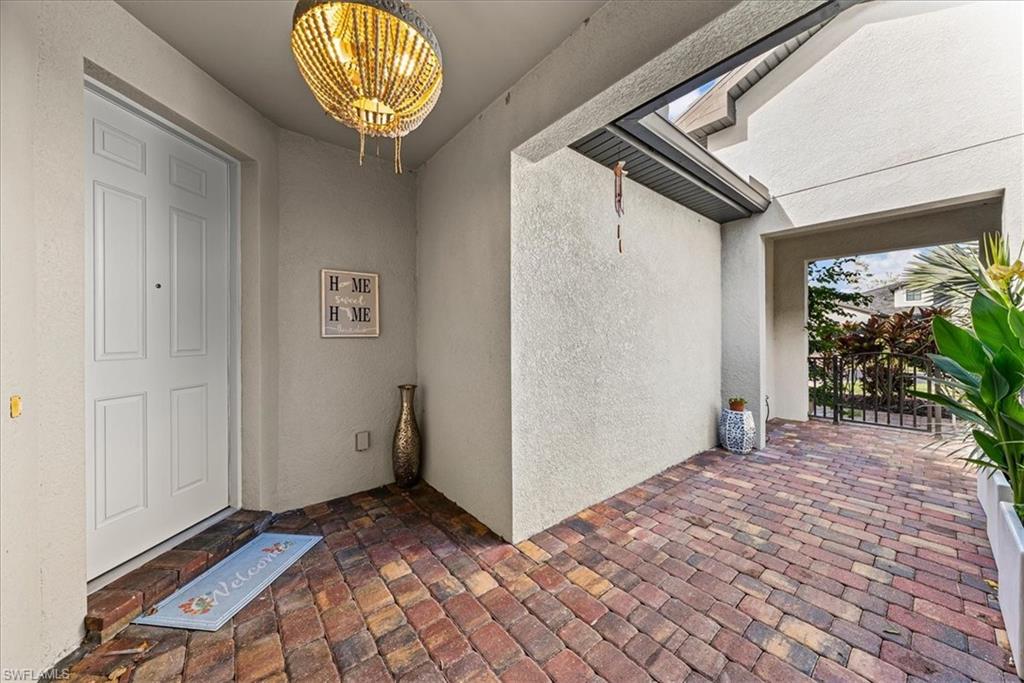 7670 Jacaranda Ln Property Photo 8