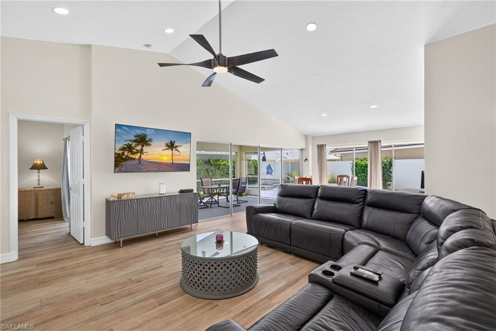 11055 Longshore Way W Property Photo 6