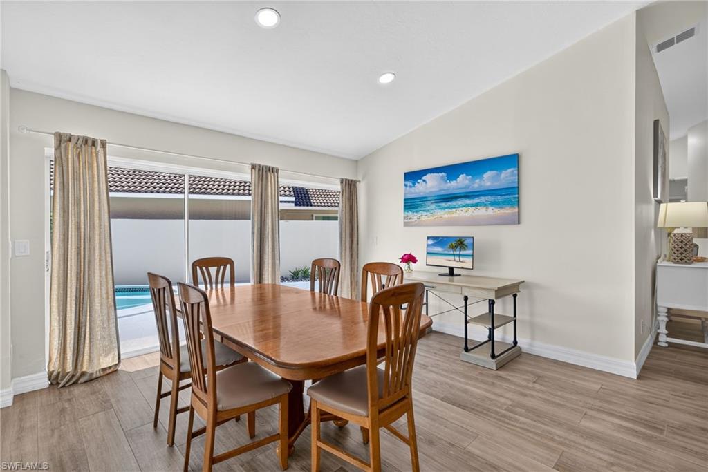 11055 Longshore Way W Property Photo 12
