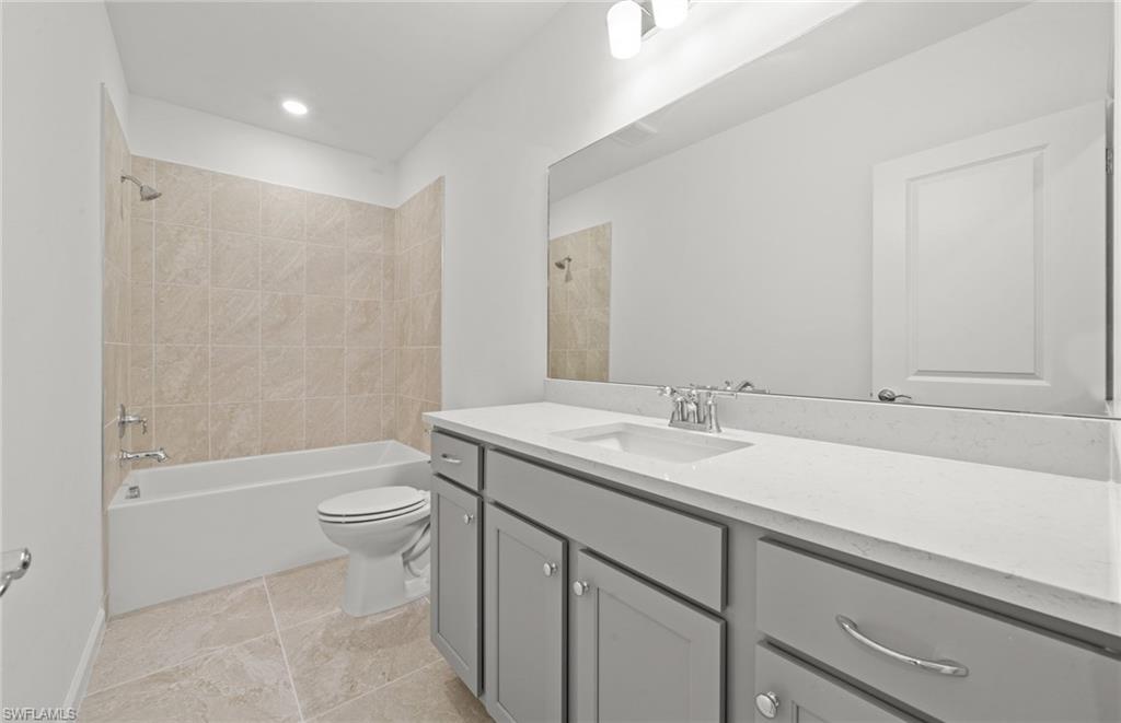 27812 Solis Grande Dr Property Photo 4