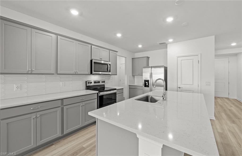 27812 Solis Grande Dr Property Photo 17