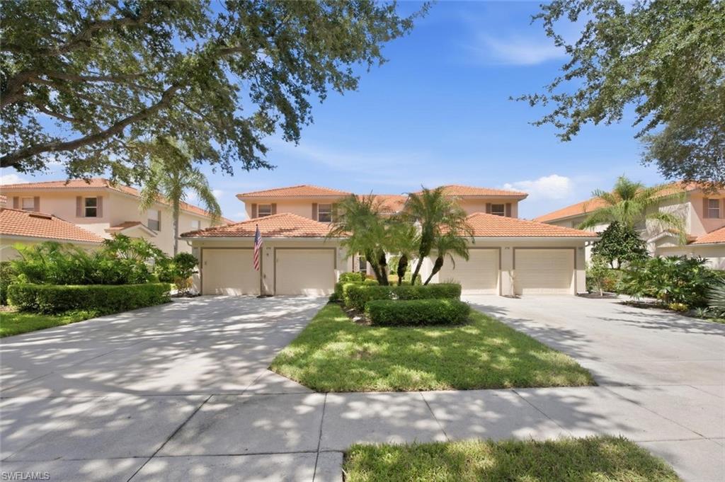 250 Robin Hood CIR 201 Property Photo 1