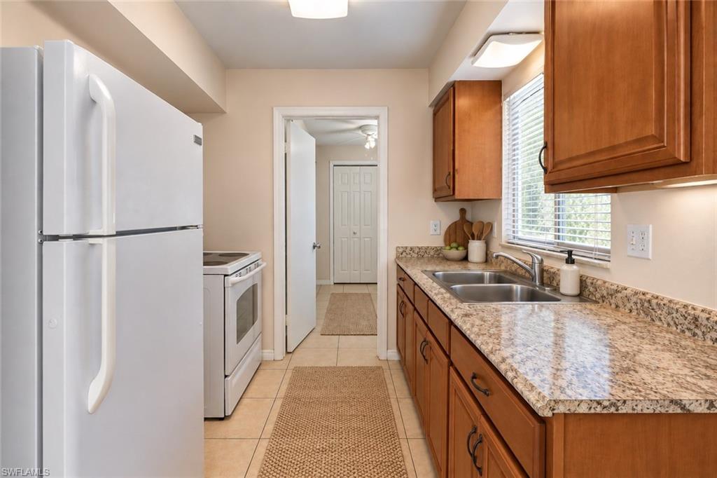 1111 Gifford Ave N Property Photo 9