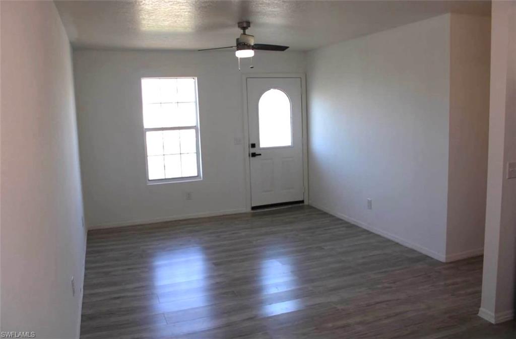 24299 Airport Rd Property Photo 2