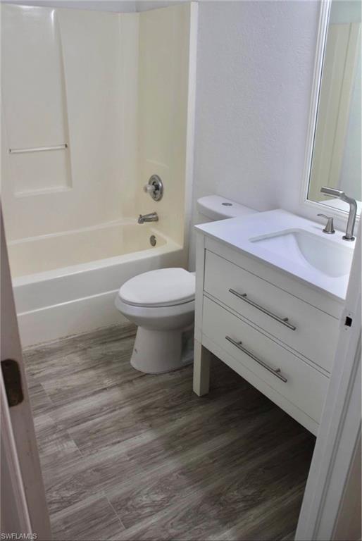 24299 Airport Rd Property Photo 12