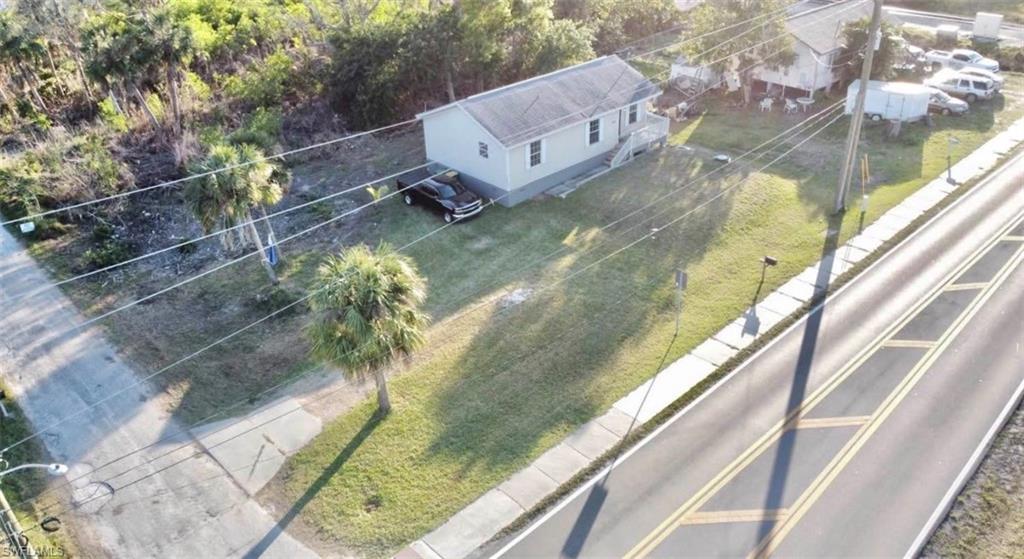 24299 Airport Rd Property Photo 16