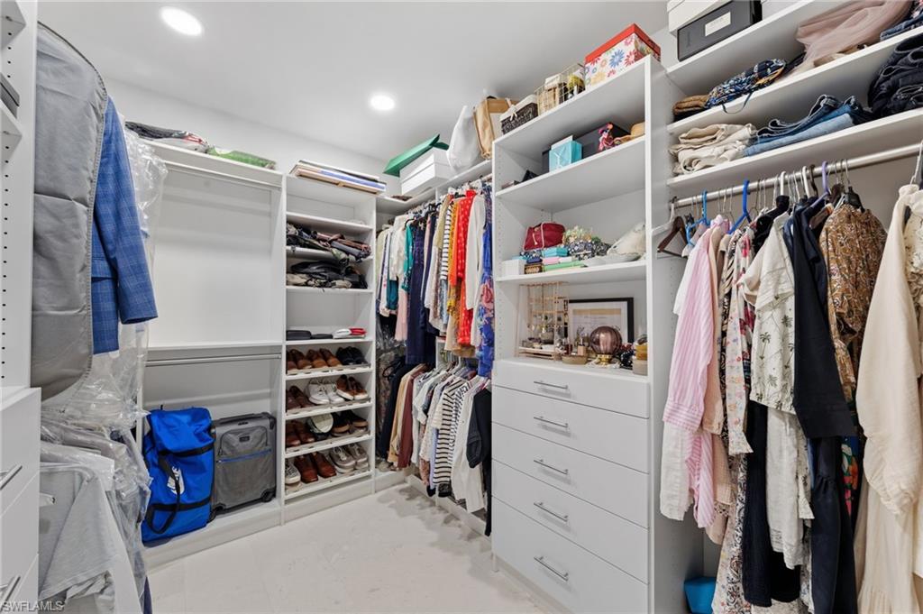 9235 The Ln Property Photo 22