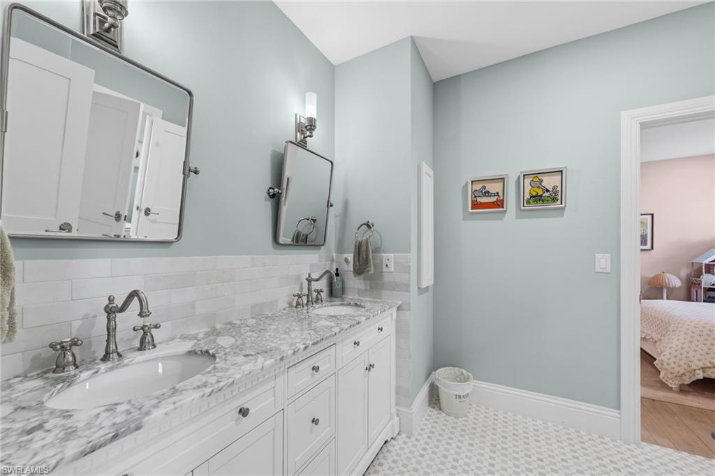9235 The Ln Property Photo 30