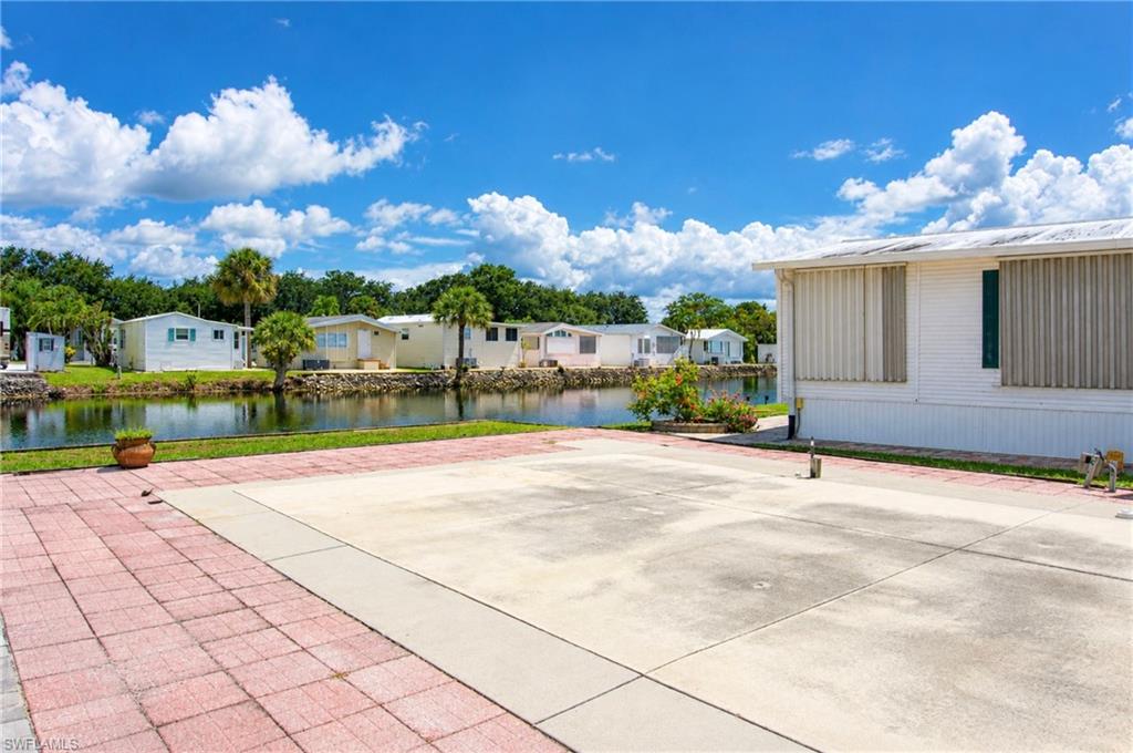 325 Imperial Wilderness Blvd Property Photo 1