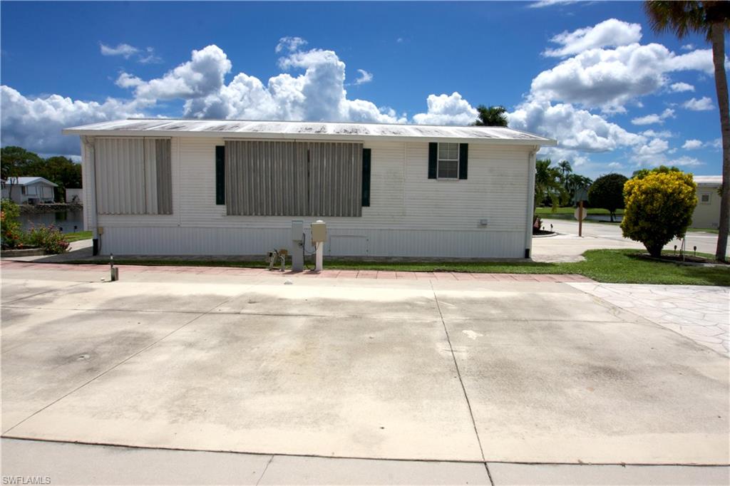325 Imperial Wilderness Blvd Property Photo 17