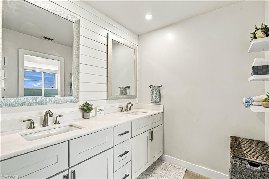 1310 19th Ln Property Photo 29