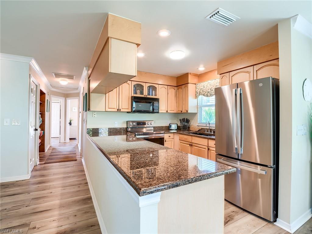 6020 Cypress Ln Property Photo 8