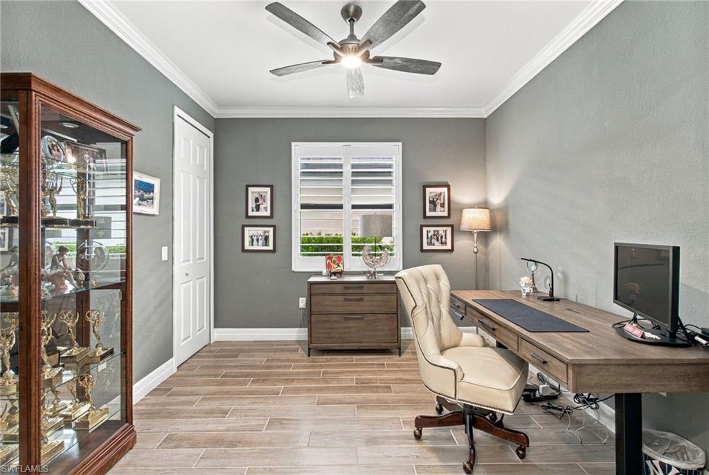 1869 Mustique St Property Photo 11