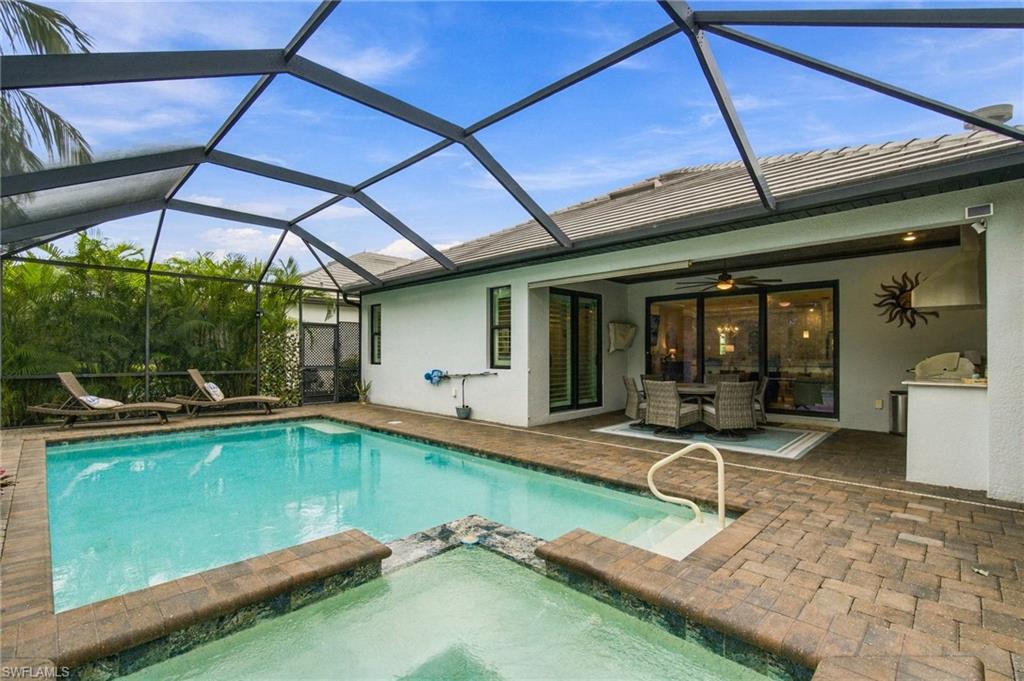 1869 Mustique St Property Photo 24