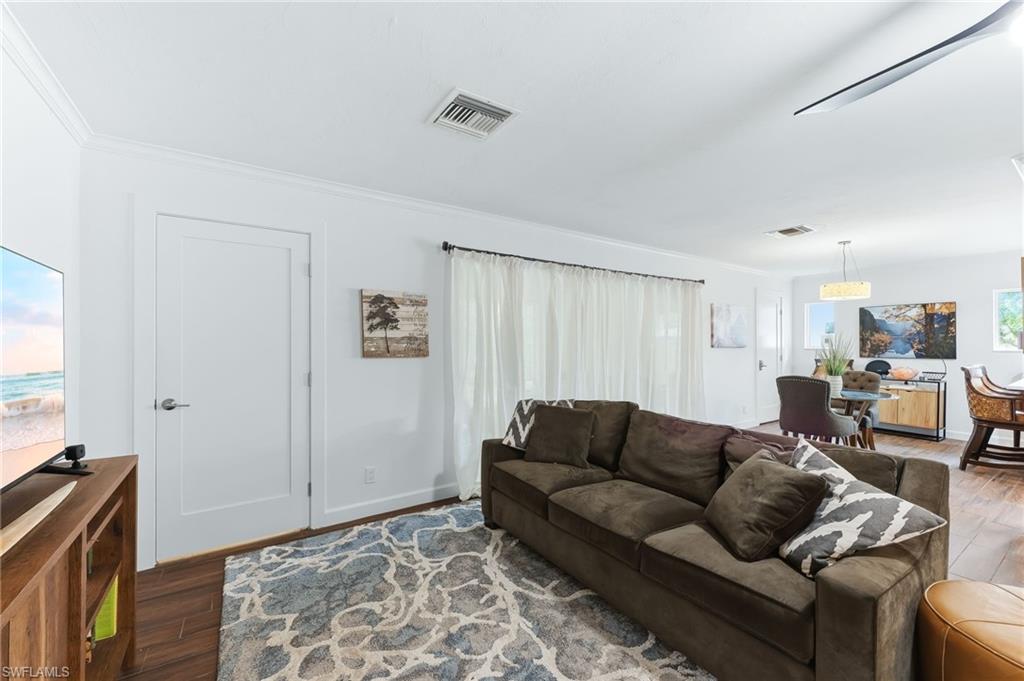 220 Lanchester Ct 32 Property Photo 10