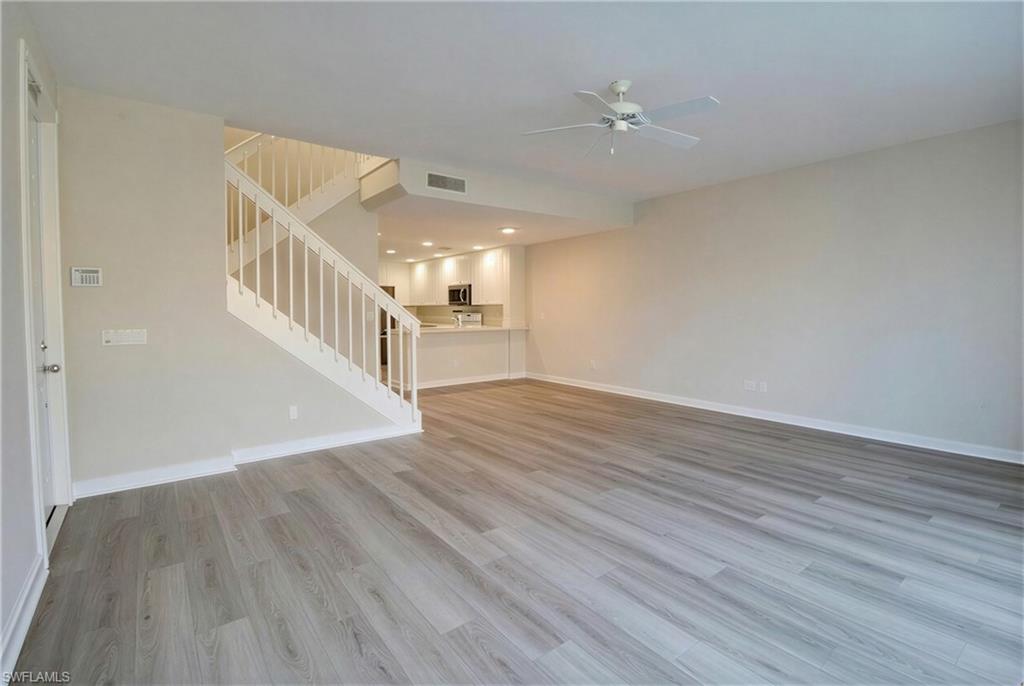8095 Sorrento Ln Property Photo 6