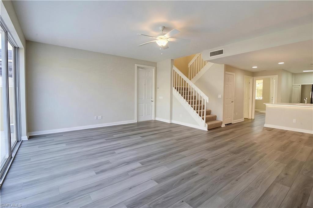 8095 Sorrento Ln Property Photo 7