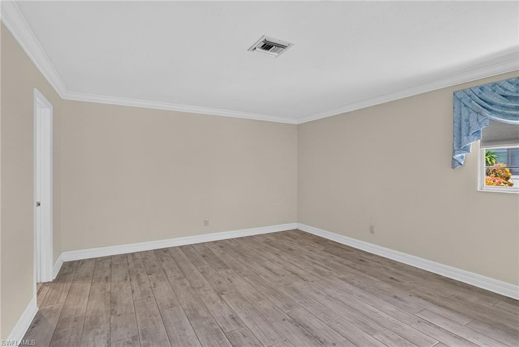 450 Huntington Dr Property Photo 13