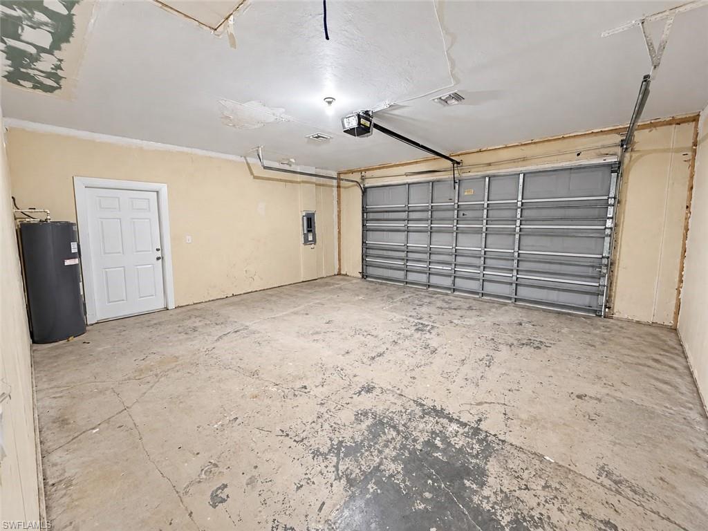 2702 25th St W Property Photo 46