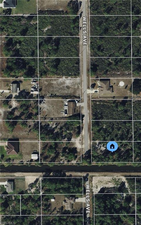 400 Wells AVE Property Photo 1