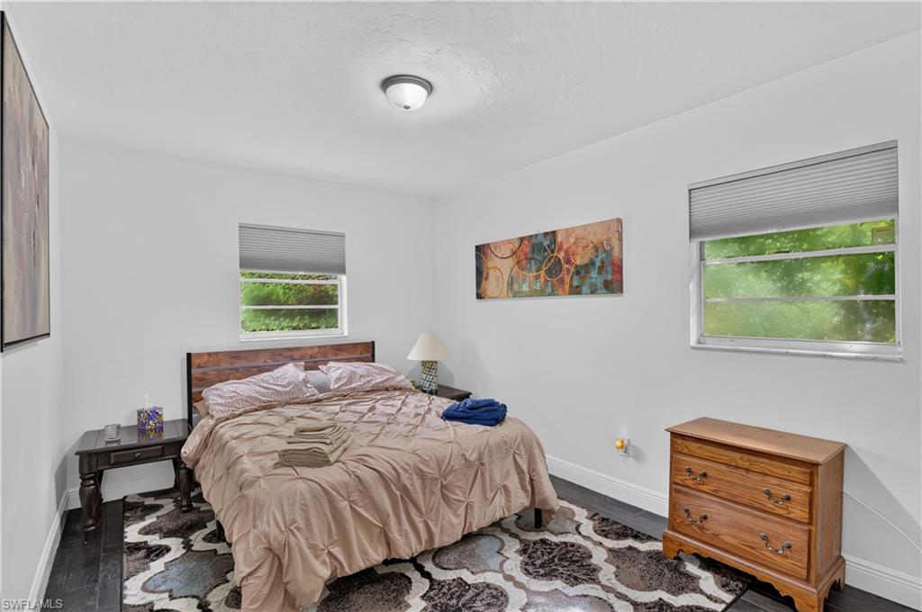3177 Woodside Ave Property Photo 25