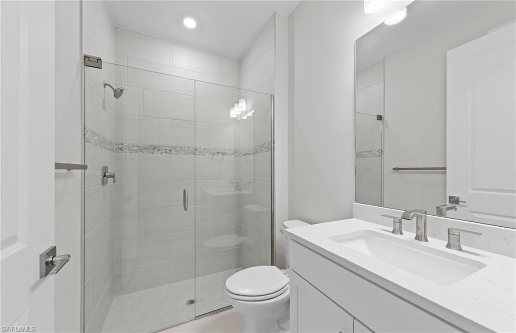 17338 Willow Tree Ln Property Photo 11