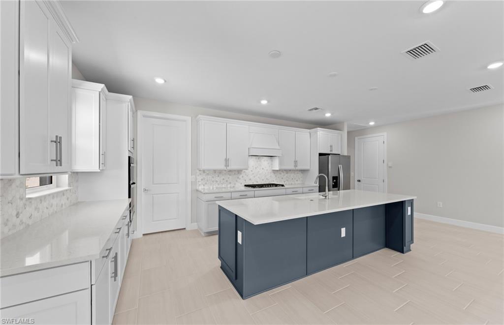17338 Willow Tree Ln Property Photo 18