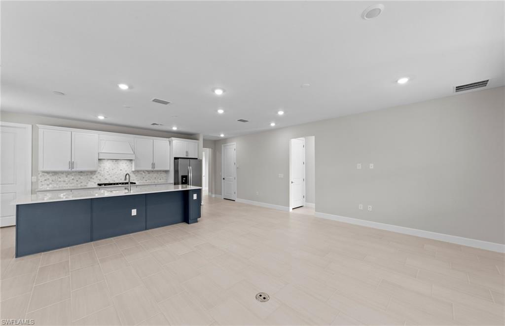 17338 Willow Tree Ln Property Photo 25