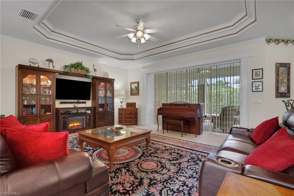 28380 Del Lago Way Property Photo 4