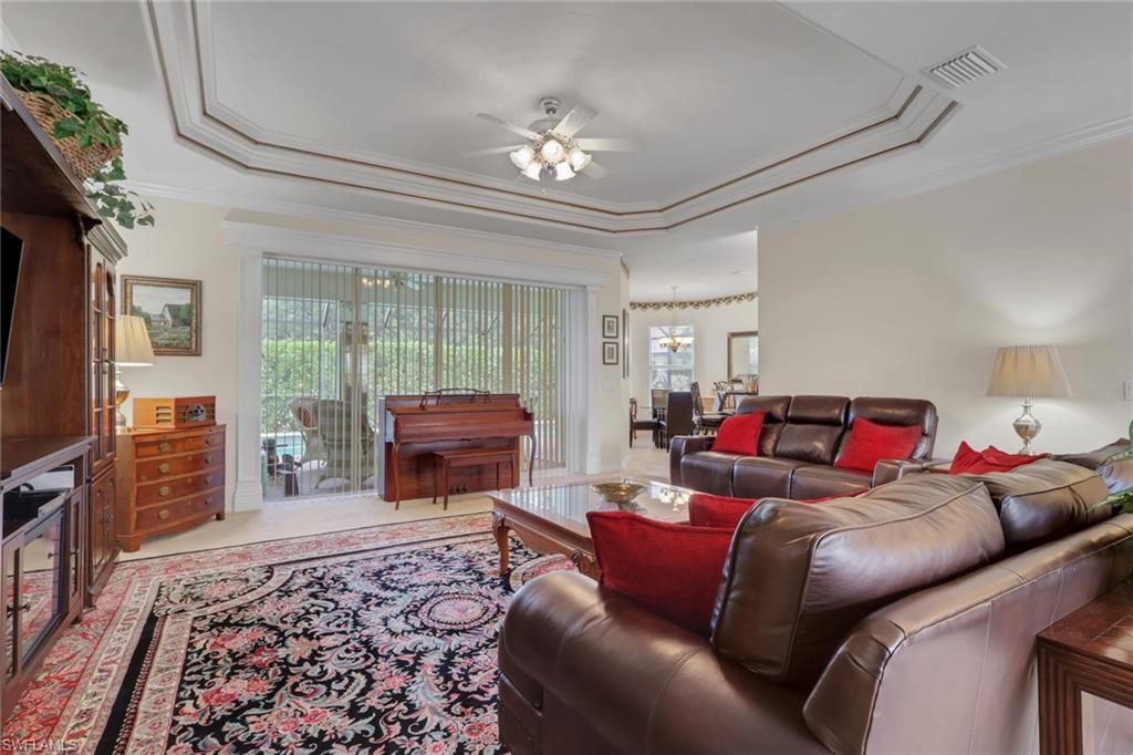 28380 Del Lago Way Property Photo 6