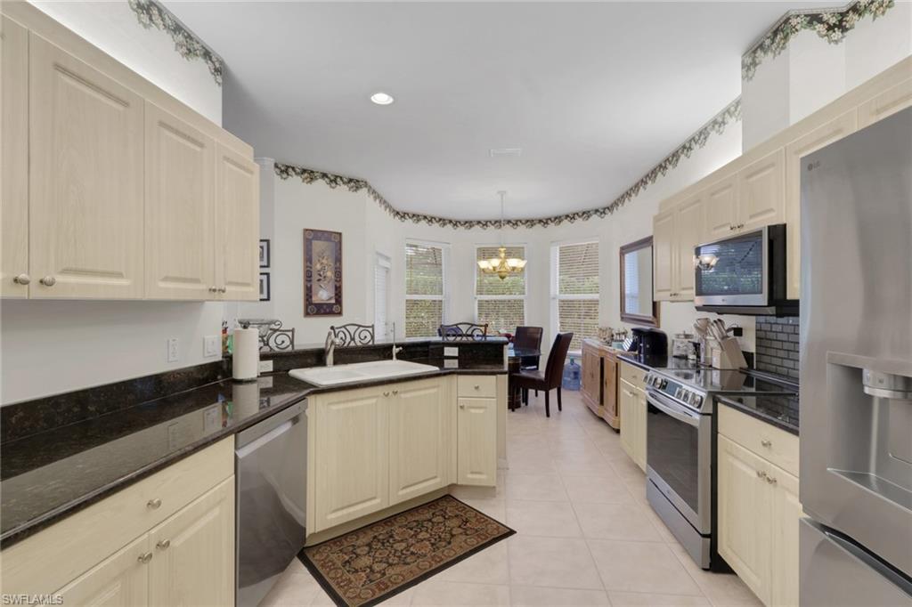 28380 Del Lago Way Property Photo 10