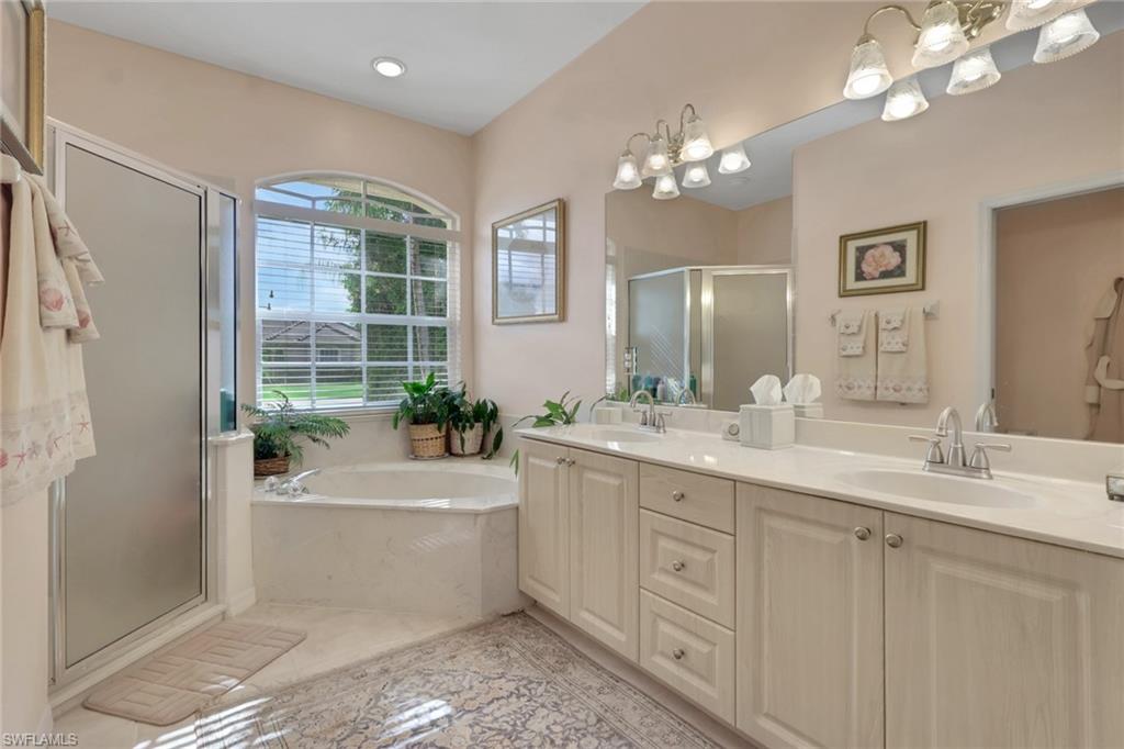 28380 Del Lago Way Property Photo 12