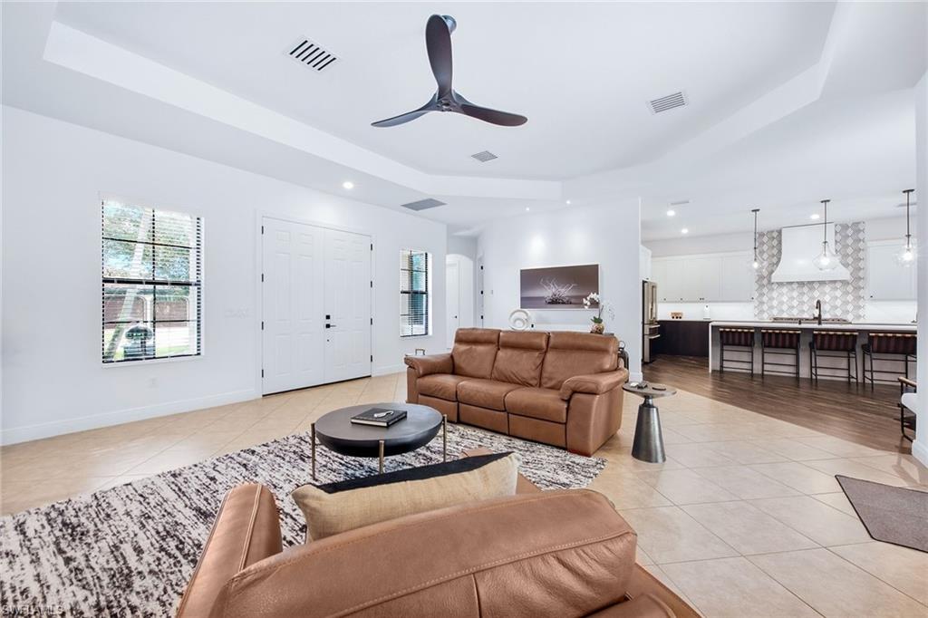 21750 Arenga Ln Property Photo 9