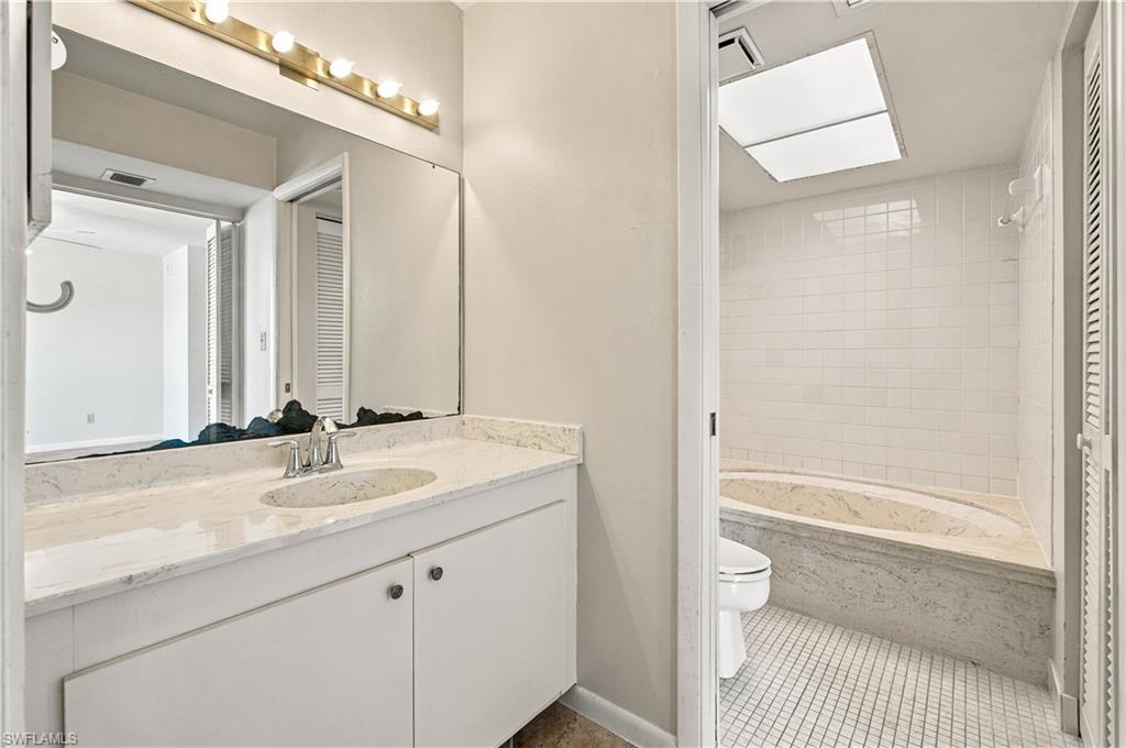 26300 Hickory Blvd 506 Property Photo 23