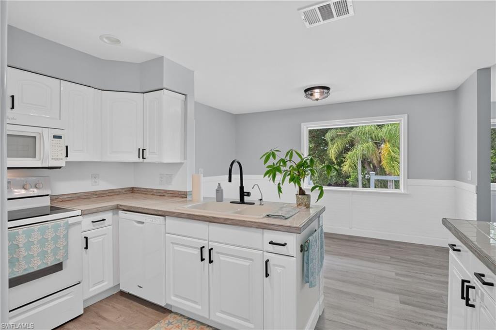 20520 Pine Tree Ln Property Photo 12