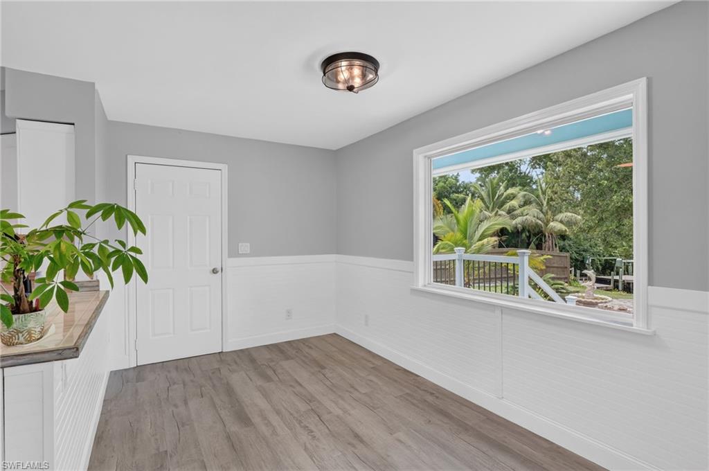 20520 Pine Tree Ln Property Photo 17