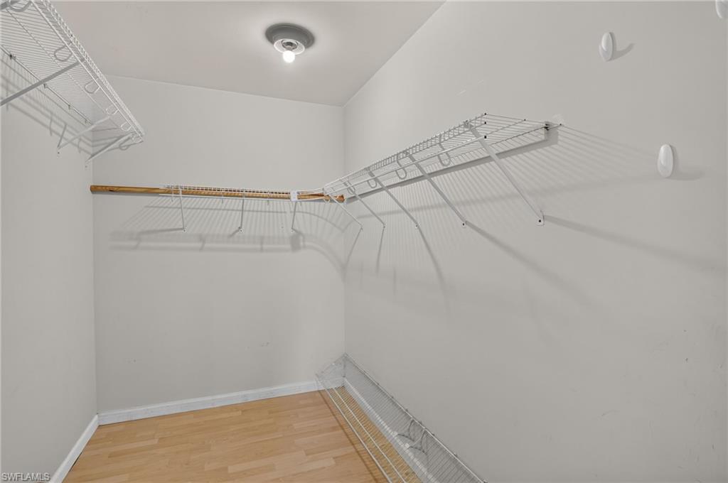 20520 Pine Tree Ln Property Photo 22