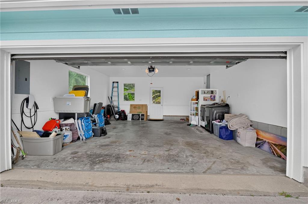 20520 Pine Tree Ln Property Photo 43